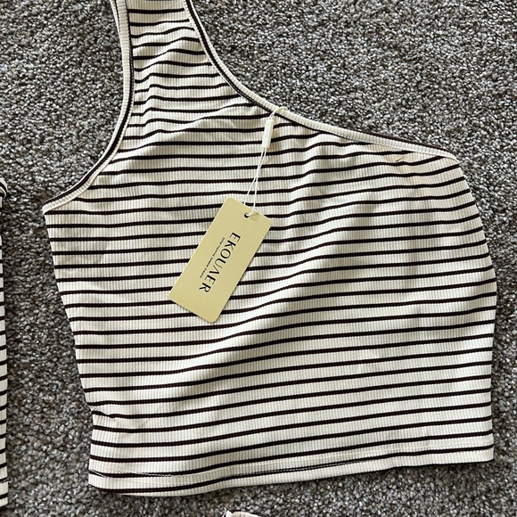 Striped Matching Set - Picture 3 of 7